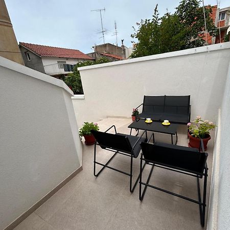 Duje & Roko Apartments Sibenik Bagian luar foto