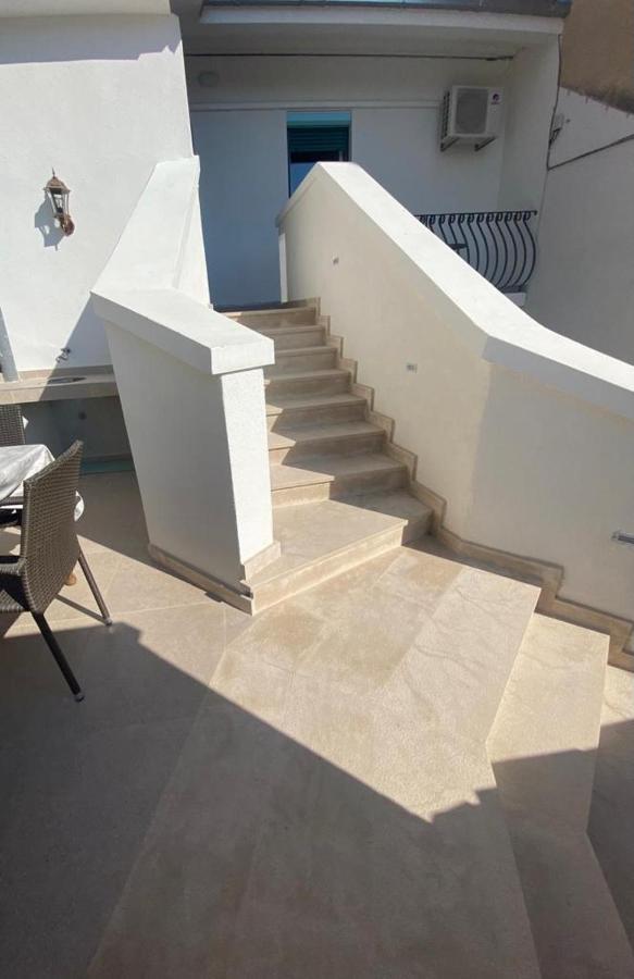 Duje & Roko Apartments Sibenik Bagian luar foto