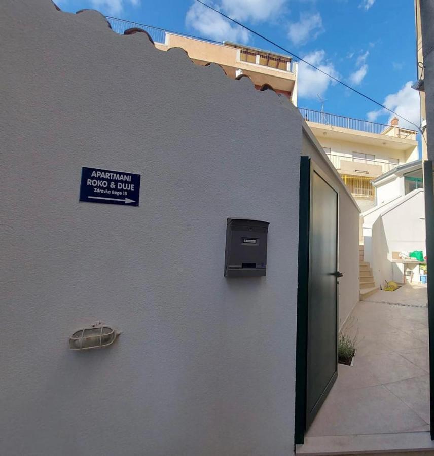 Duje & Roko Apartments Sibenik Bagian luar foto