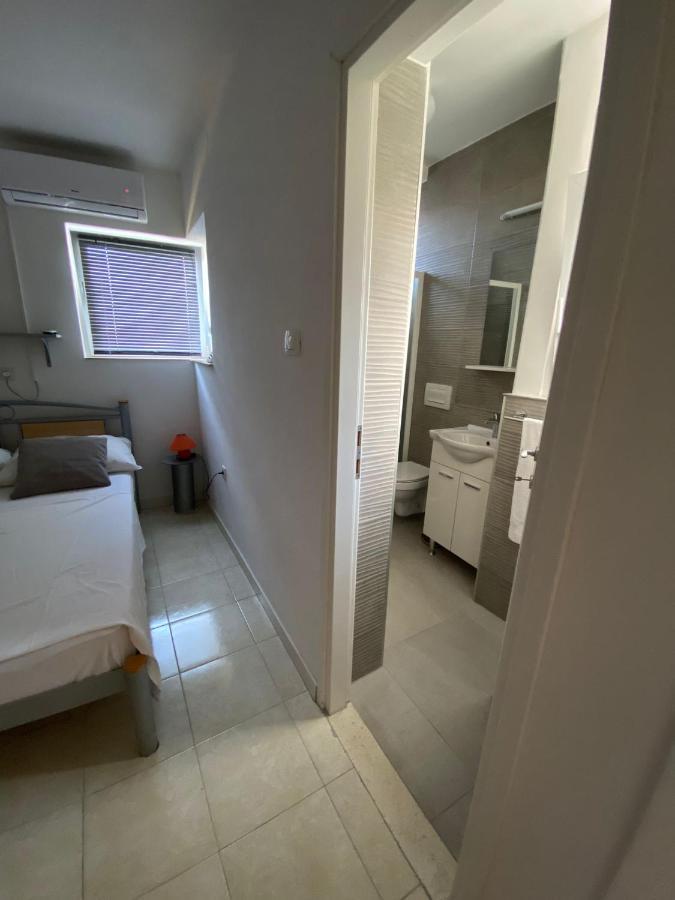 Duje & Roko Apartments Sibenik Bagian luar foto